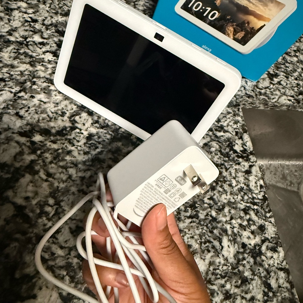 Amazon Echo Show 8